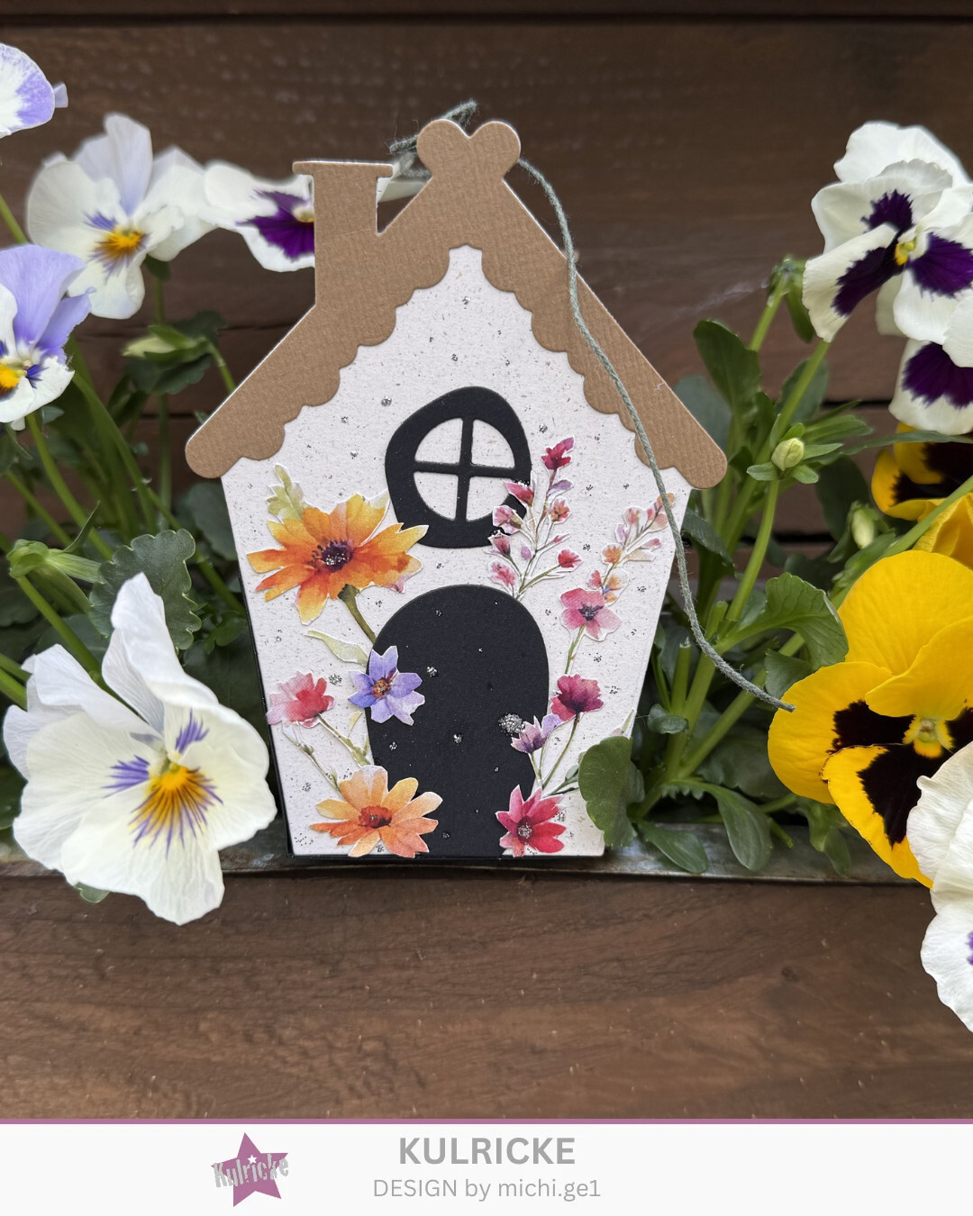 Ein Blumenhaus - Mit den Add Ons Lebkuchenhaus und Waldhaus